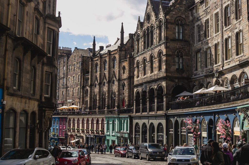Small group tours from Edinburgh